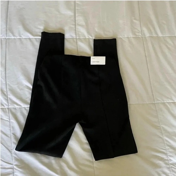 Calvin Klein Black faux suede Ankle Cropped legging pants - Picture 5 of 8